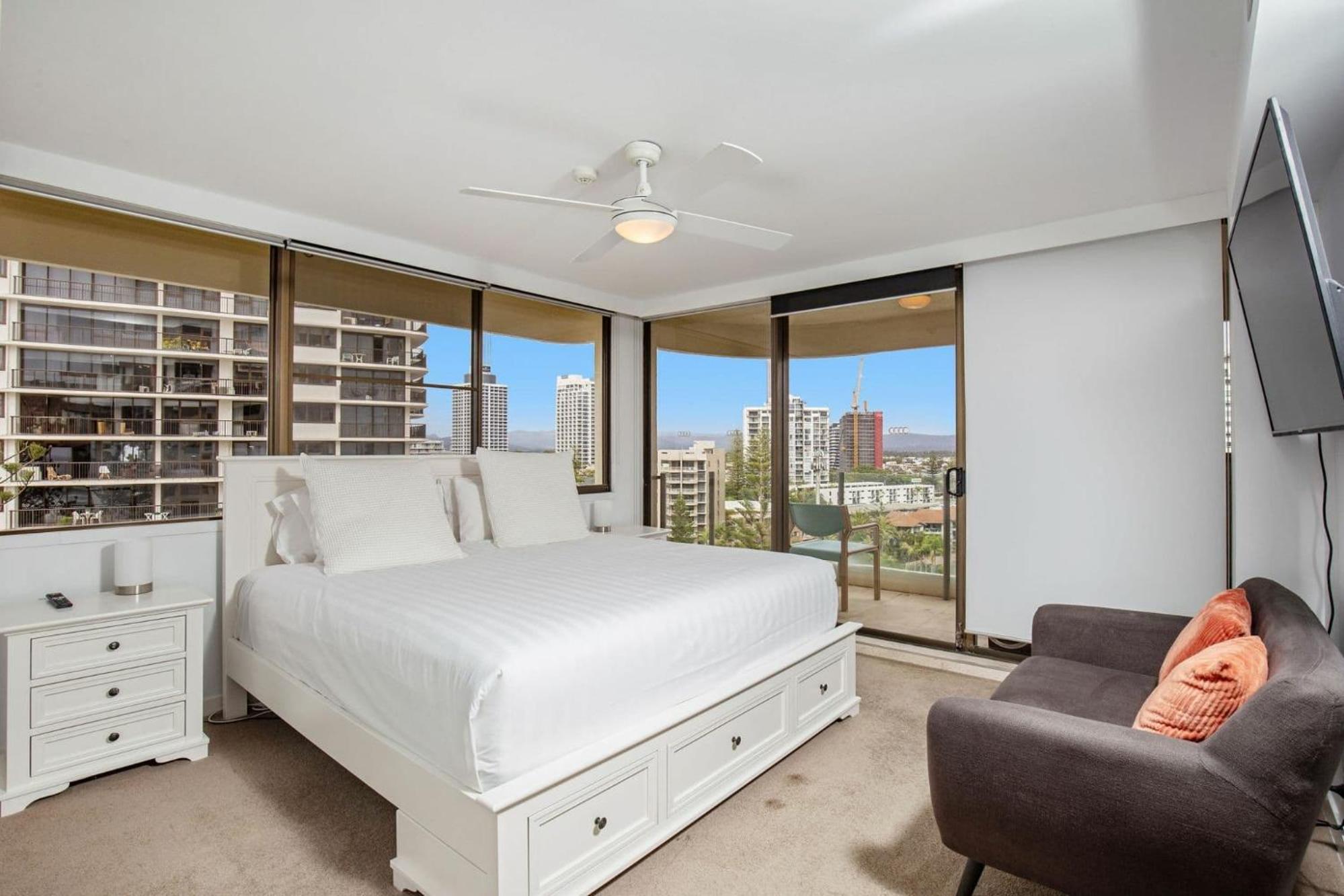 Dorchester On The Beach Gold Coast Dış mekan fotoğraf